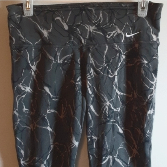 Nike Dri-Fit Capris - Picture 7 of 14